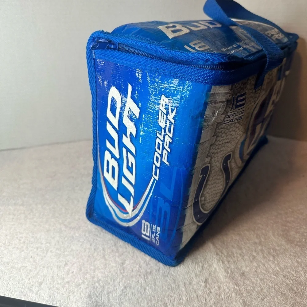 Bud Light Budweiser 18 Can Insulated Cooler Bag Pack Collectible Ad 2009 EUC